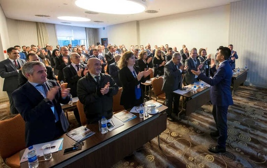 Altın Emlak Başarılı Temsilcilerini Ödüllendirdi