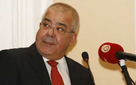 Sadece Refik Arkan, O da Bedelsiz