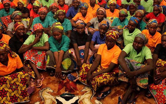 Boko Haram'ın Kaçırdığı 110 Kız Öğrenci Aranıyor