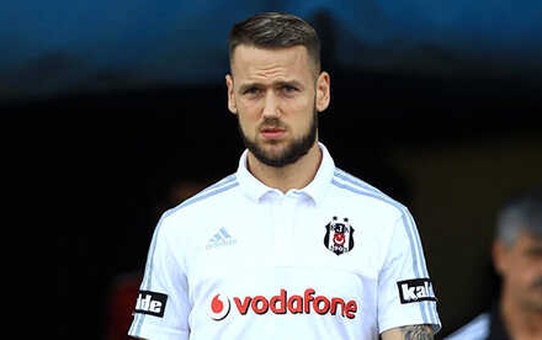 Beşiktaş'ın Serbest Bıraktığı Milosevic, İsveç'e Döndü