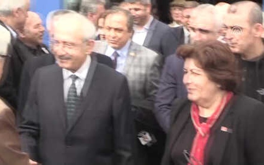 Kılıçdaroğlu, CHP Pm Üyesi Yavuz Karan'ın Cenaze Törenine Katıldı