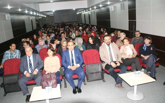 Devrek Myo'undan Dünya Kadınlar Günü Konferansı