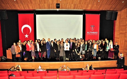 Söz 'Çığır Açan' Kadınlarda