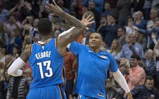 Suns'a Bir Darbe de Thunder'dan