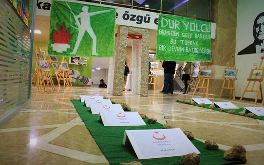 Pekfen'de Çanakkale Gecesi