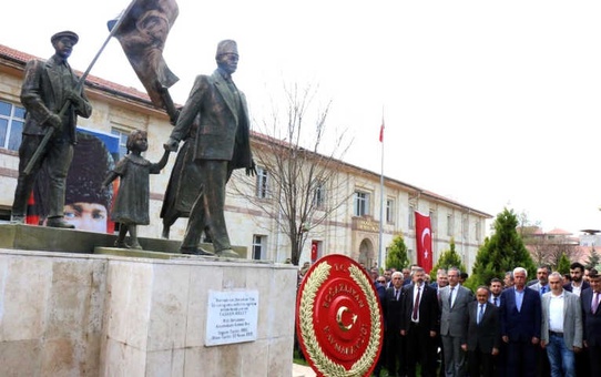 Milli Şehit' Ölüm Yıl Dönümünde Törenle Anıldı