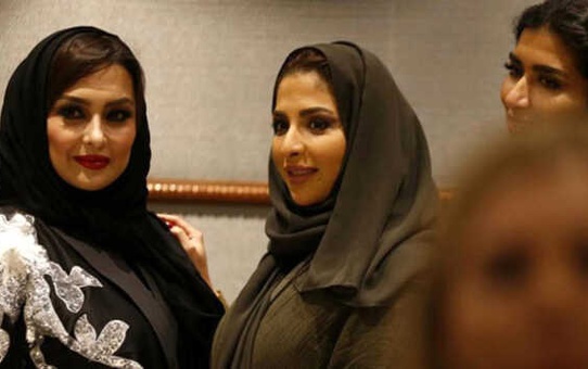 Suudi Arabistan Tarihinde Bir İlk Daha! Arap Moda Haftası Düzenleniyor