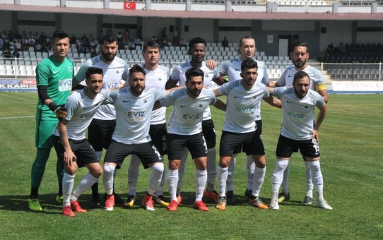 Kuşadasıspor Bal'da Kalmayı Başardı