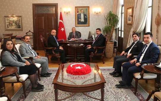 Hatay Valisi Ata'ya Ziyaret