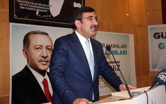 Ak Partili Yılmaz: 'Ana Muhalefet Partisinin Genel Başkanı Aday Olmaya Cesaret Edemiyor'