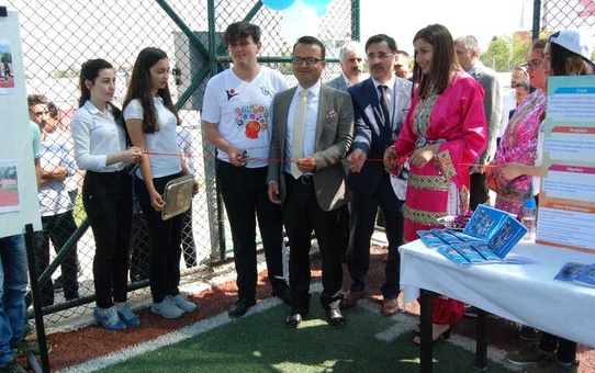 Bayramiç'te '4006 Tübitak Bilim Fuarı'