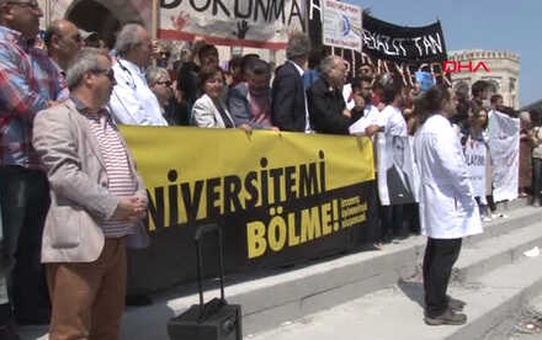 Beyazıt'ta 'Bölünme' Protestosu
