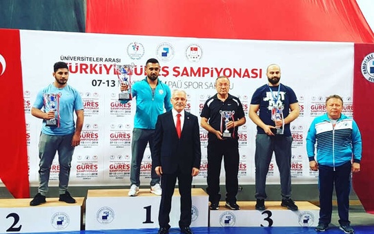 Kadınlarda Güreş Türkiye Şampiyonu Bartın Oldu