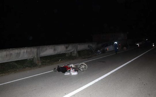 Düzce'de Otomobille Motosiklet Çarpıştı: 5 Yaralı