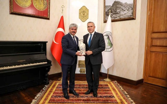 Macar Büyükelçiden Vali Doğan'a Ziyaret