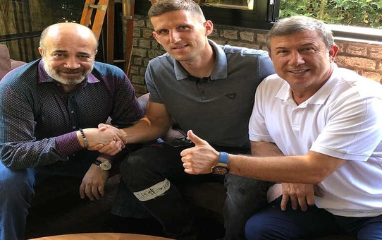 Milan Mitrovic Adana Demirspor'da