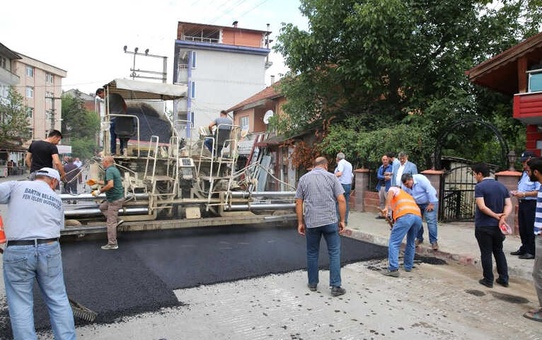 Kanlıırmak Caddesi'nde Asfalt Çalışması