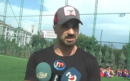 Serdar Kesimal'dan Mesut Özil'e Destek