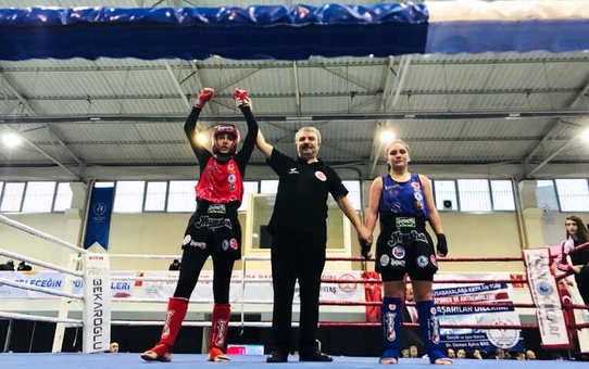 Muay Thai Şampiyonlarından Başkan Şirin'e Teşekkür