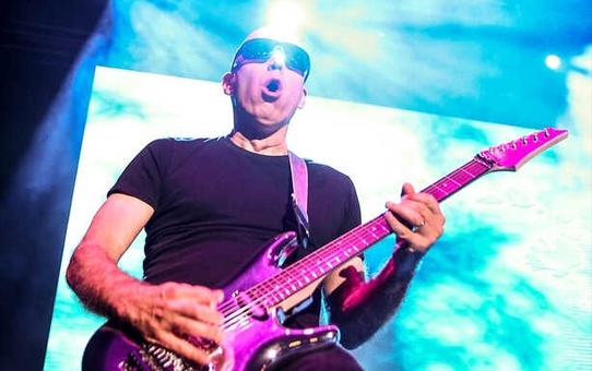 Joe Satriani Konser Verdi