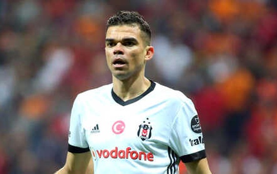 Beşiktaş, İyi Teklif Alması Halinde Pepe'yi de Satacak