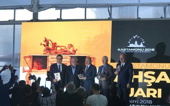 8. Kastamonu Ahşap Fuarı'nda Modoko Emektarına Anlamlı Ödül