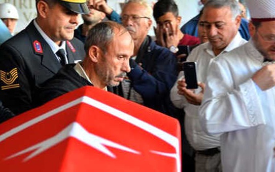 Donarak Şehit Olan Askerin Babası, Acı Haberin Mezarlıklar Müdürlüğü Tarafından Verildiğini Doğruladı