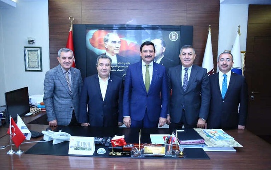 Federasyon Başkanlarından Ak'a Ziyaret