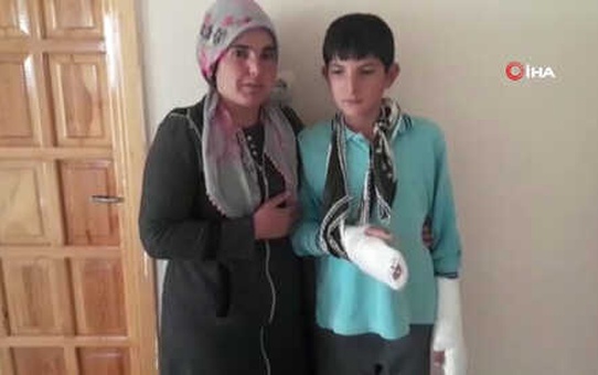 Müdürün Okuldan Kaçtı Diye Öğrencinin Parmaklarını Kırdığı İddiası