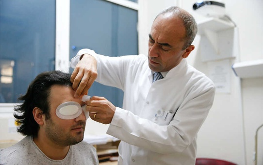 Kornea Nakli Sonrası İlk Olarak Doktorunun Mesajını Okudu