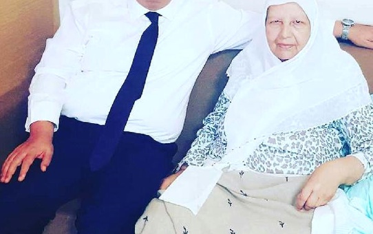 Bursa Valisi Canbolat'ın Annesi Hayatını Kaybetti