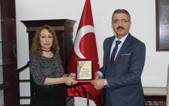 Başkan Bekler'e Yılın Belediye Başkanı Ödülü