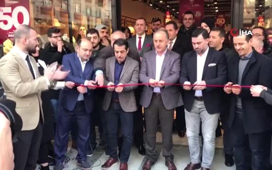 Saffet ve Serhat Akyüz Ticarete Atıldı