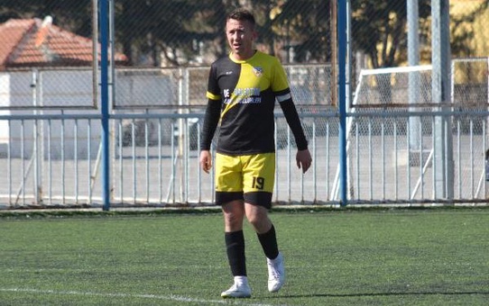 19 Sene Aynı Takımda Forma Giyen Futbolcu Jübile Yaptı