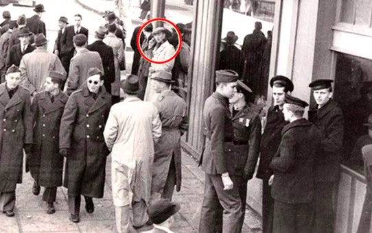 2000 Yılında İnsanları Zaman Yolcusu Olduğuna İkan Eden Adam: John Titor