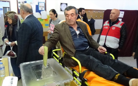 Kalp Hastası Vatandaş Oyunu Sağlık Ekiplerinin Desteğiyle Kullandı