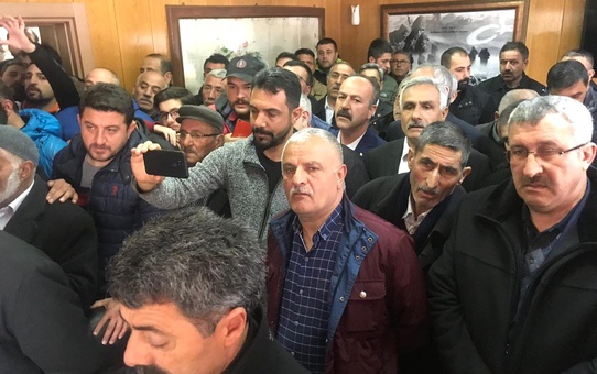 Sarıkamış Yeni Belediye Başkanı Harun Hayali Mazbatasını Aldı