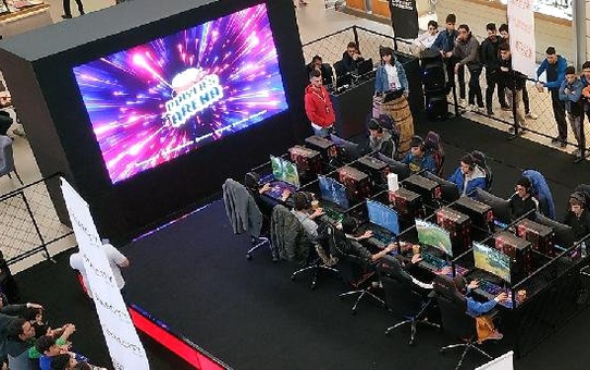 E-Spor Tutkunları Bu Turnuvada Buluştu