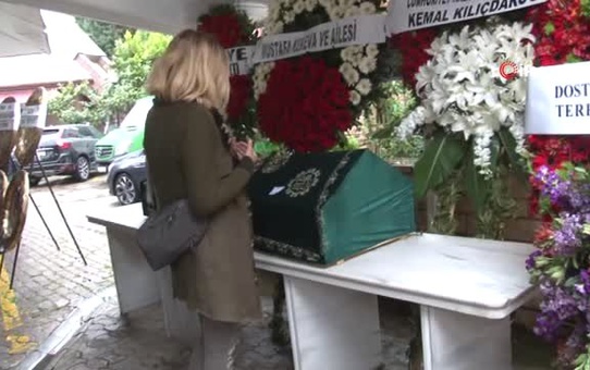 Ünlü Gazeteci Aykut Işıklar Son Yolcuğuna Uğurlandı