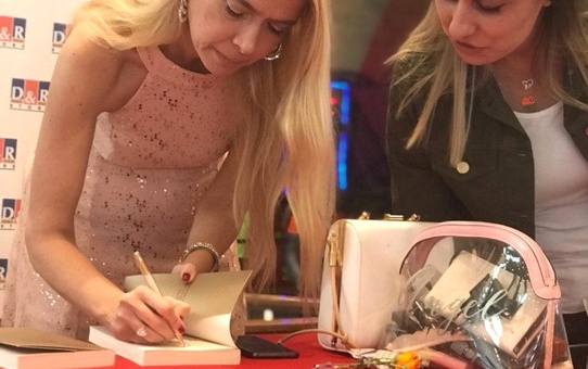 Tuğçe Işınsu, Kahramanmaraşlı Okurlarıyla Buluştu