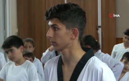 17 Yaşındaki Milli Tekvandocunun Hedefi Avrupa ve Dünya Şampiyonluğu