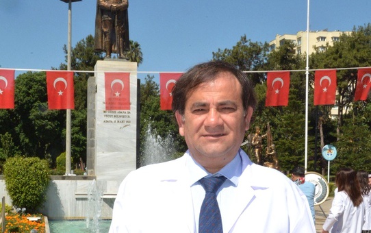 Özkan: 'Kendi İlacımızı Üretmeliyiz'