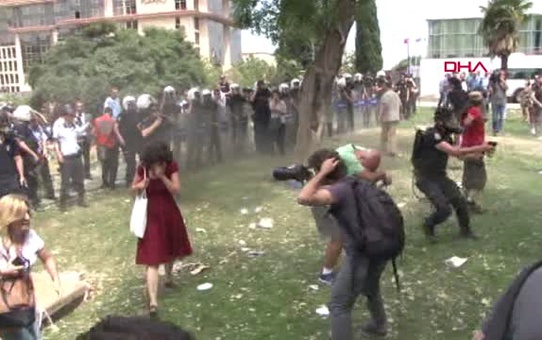 İstanbul-Kırmızılı Kadın'ın Anayasa Mahkemesi'ne Yaptığı Başvuru Sonuçlandı