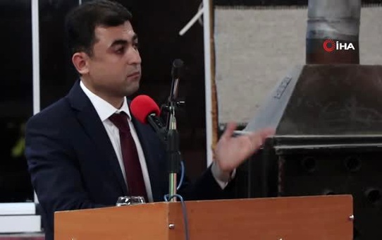 Kaymakam veda yemeğinde duygu dolu anlar yaşadı