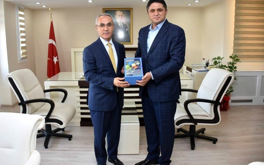 Başkan Serkan Acar'dan Kaymakam Tekin'e 'hayırlı olsun' ziyareti