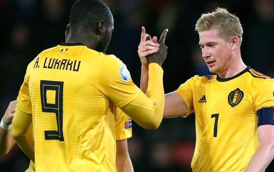 Kevin de Bruyne şov! Rakibi 30 dakikada dağıttı...