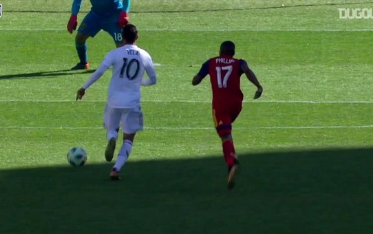Carlos Vela MLS'i Kasıp Kavuruyor