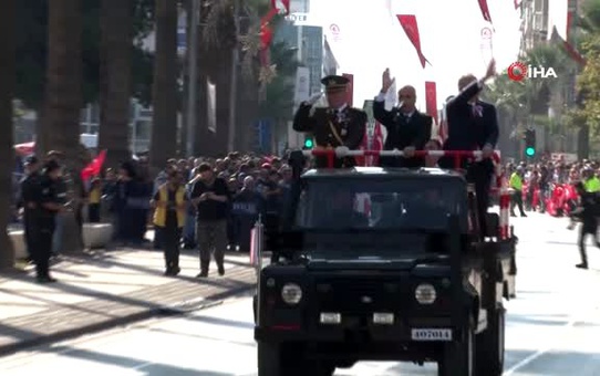 Cumhuriyetin 96. yıl dönümü yurtta coşkuyla kutlandı