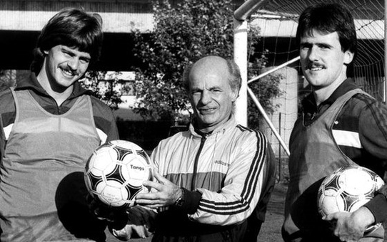 Falko Götz ve Dirk Schegel: Hayatlarını riske atıp, Doğu Berlin'den kaçan futbolcular