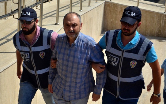 Eski emniyet müdürü FETÖ'den beraat etti